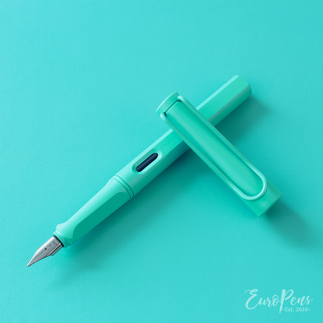 Lamy_Safari_Aquamarine_V2_-_INSTAGRAM