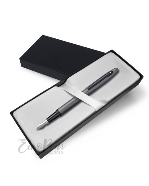 Sheaffer Vfm Fountain Pen -  Medium Nib - Matte Grey Featuring Nickel Plate Trim